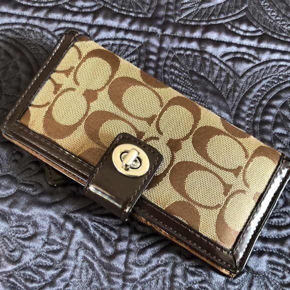 Coach wallet Y2K cloth brown tan bi fold wallet - Picture 3 of 11